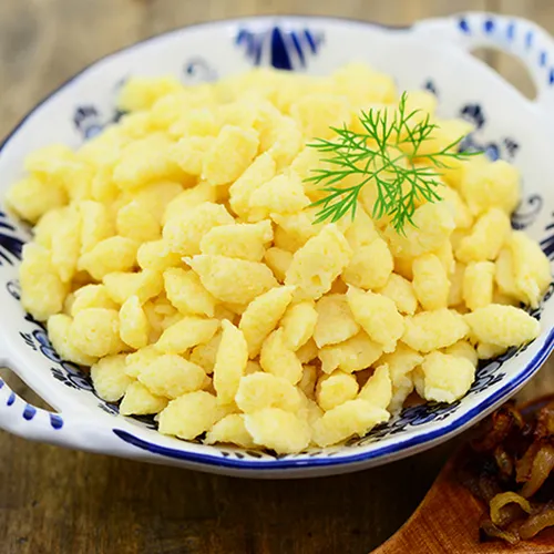 Bayerischer Spätzlesalat